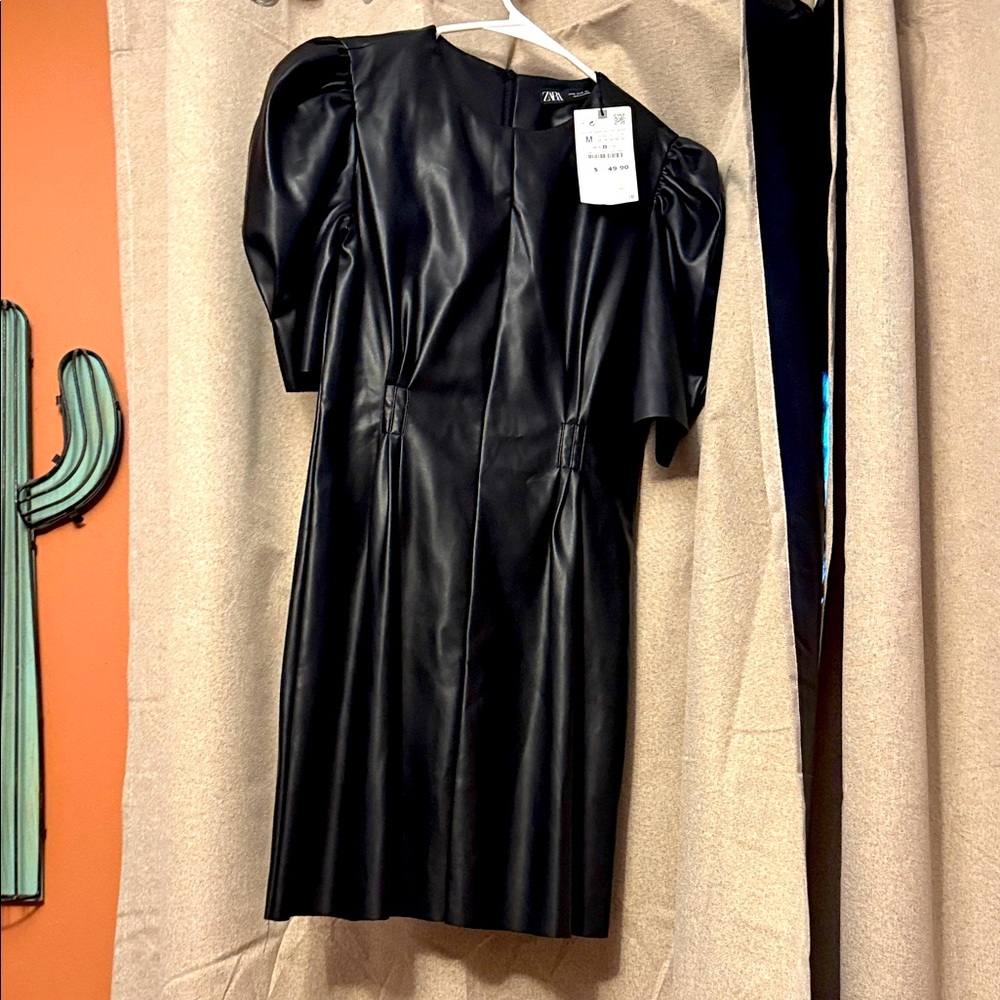 Zara Elegant Black Long Sleeve Dress